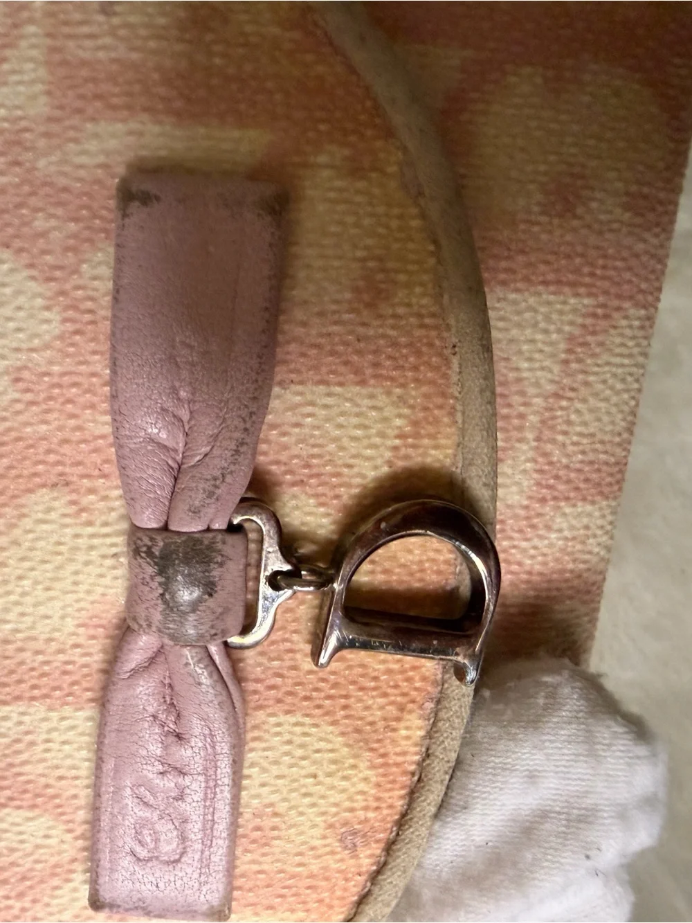 Christian Dior Vintage Trotter Key Case in Pink with Silver 'D'